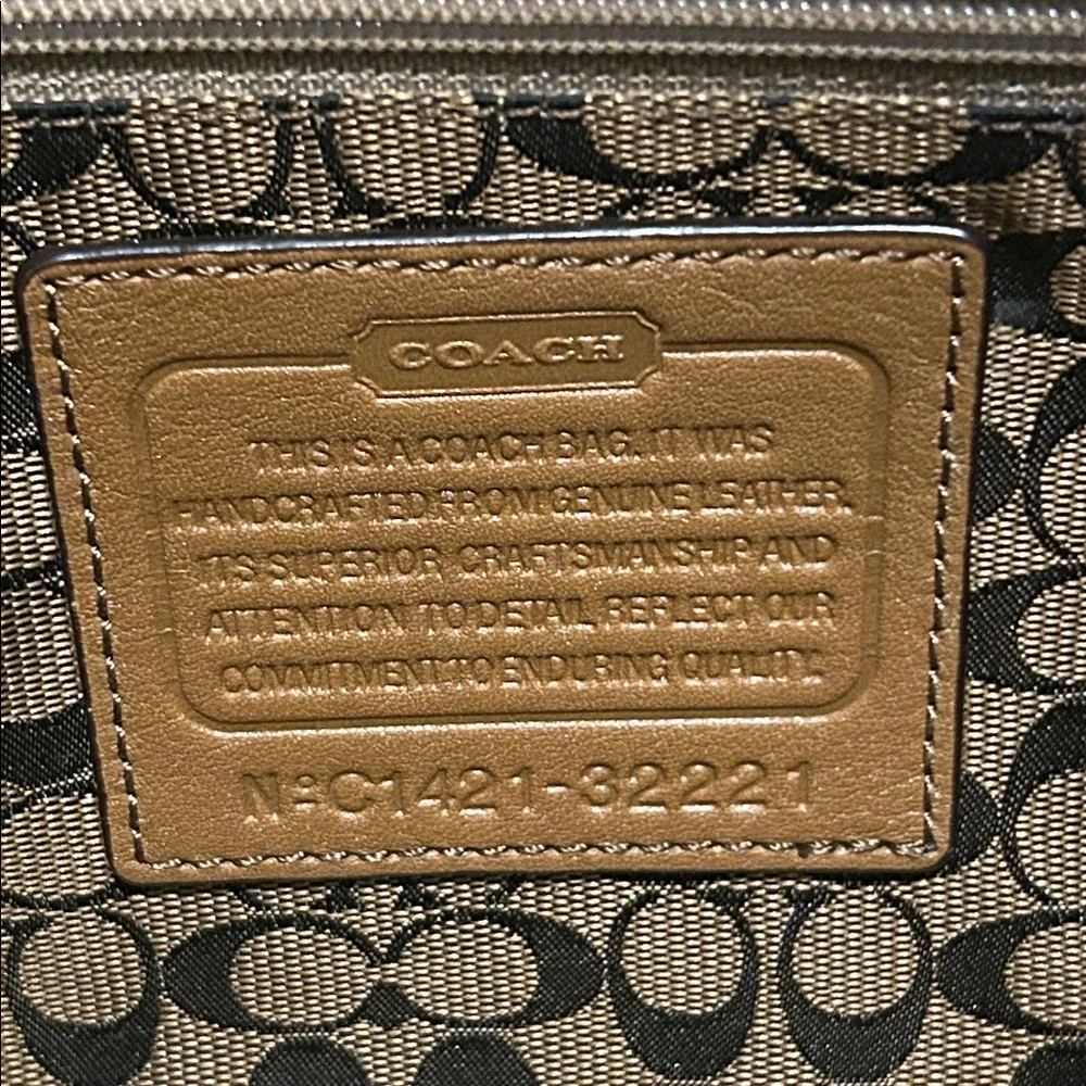 Coach Madison Carlyle Shoulder Bag in Tan